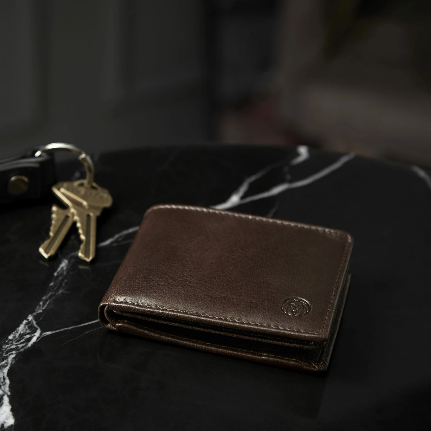 Lucleon California | Simple Brown Leather Wallet 3 Lucleon California | Simple Brown Leather Wallet - Image 3