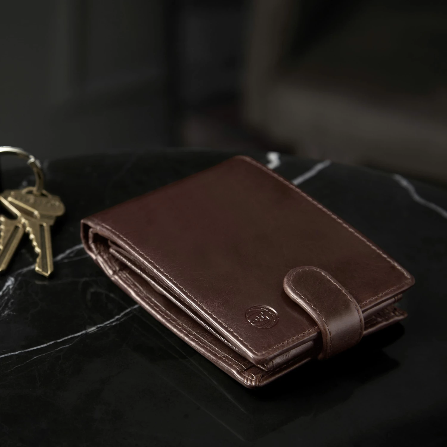 Lucleon Brown Ergonomic Leather Wallet 3 Lucleon Brown Ergonomic Leather Wallet - Image 3