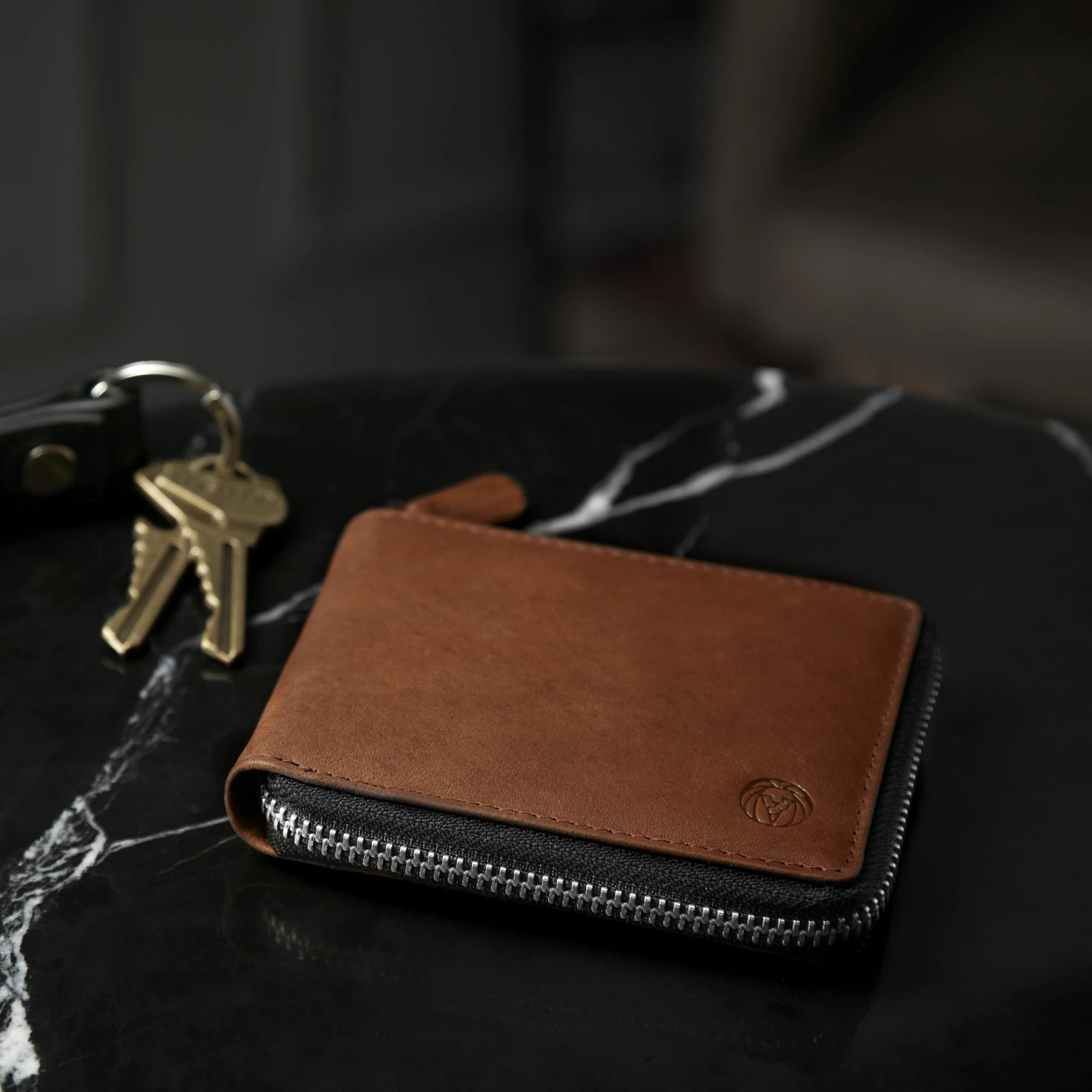 Lucleon Zip-Lined Tan RFID Leather Wallet 3 Lucleon Zip-Lined Tan RFID Leather Wallet - Image 3